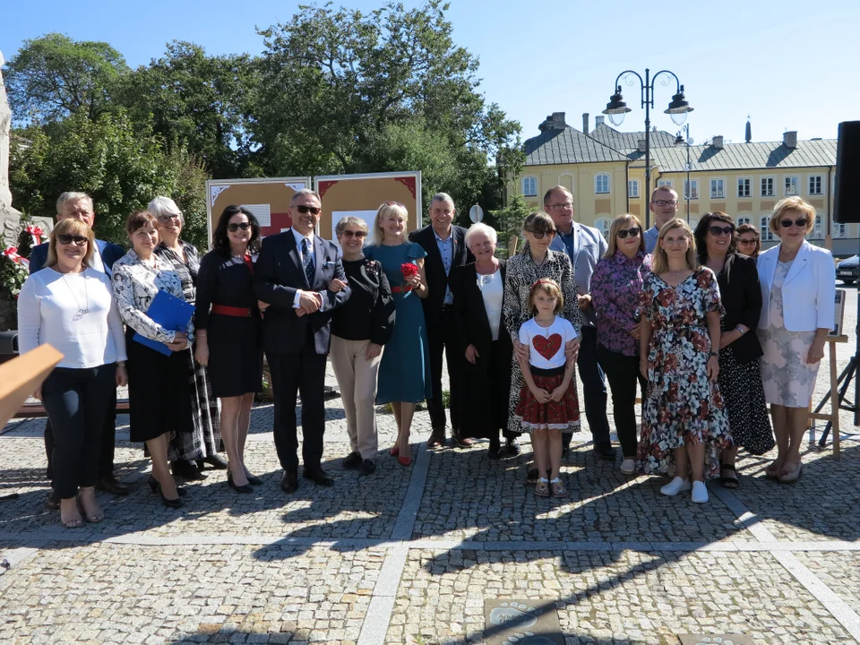 Narodowe Czytanie "Ballad i romansów" na pl. Wolności - Zdjęcie główne