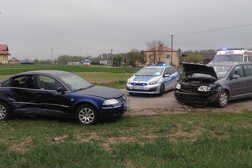 Wymuszenie pierwszeństwa przyczyną kolizji - Zdjęcie główne