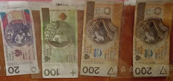 Powiat lubartowski : Odpowie za jazdę po narkotykach i posiadanie podrobionych banknotów - Zdjęcie główne