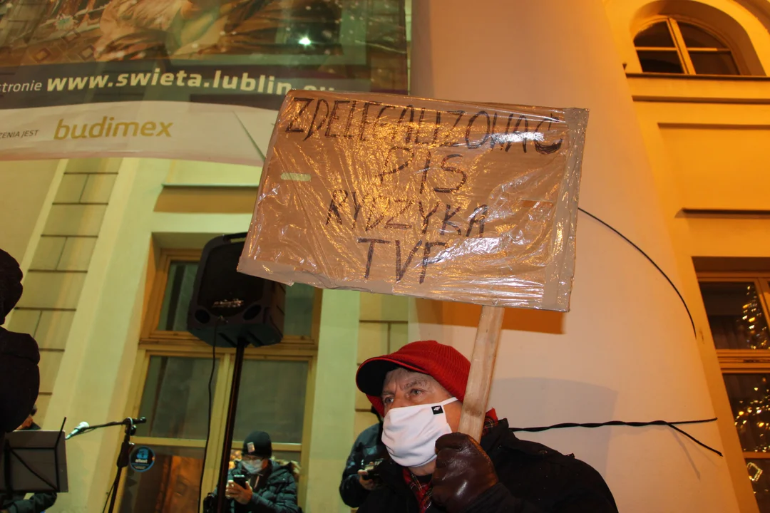 Manifestacja "Veto! Wolne media Wolni Ludzie Wolna Polska - Lublin"