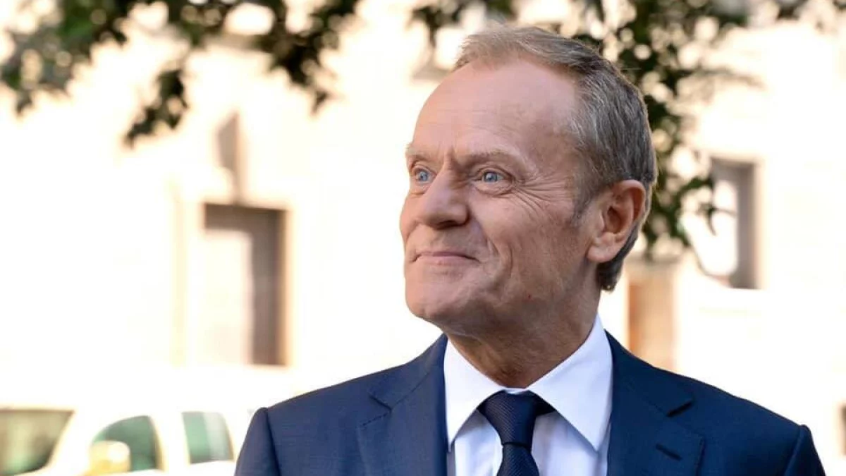 Donald Tusk: Sytuacja jest poważna. Nadchodzą dni, kiedy trzeba będzie zawiesić koalicyjne spory - Zdjęcie główne