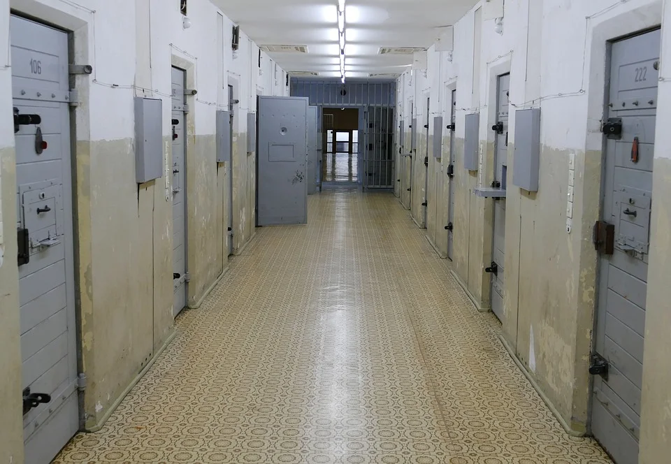 Lublin: Groził ekspedientce nożem. Zatrzymał go właściciel sklepu - Zdjęcie główne