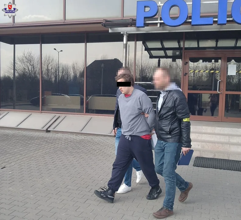 Łęczna: Zaatakował nożem znajomego i chciał zmylić policjantów. Miał też narkotyki - Zdjęcie główne