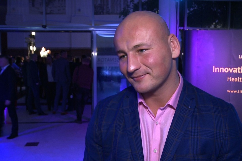 Artur Szpilka: Traktuję moje psy jak osoby, bez których nie wyobrażam sobie życia. Mają już nawet swojego Facebooka - Zdjęcie główne
