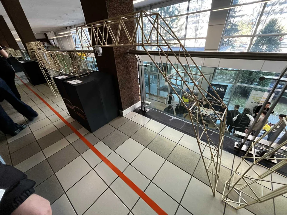 Lekki jak piórko, mocny jak stal. Studenci Politechniki Lubelskiej nagrodzeni w ogólnopolskim konkursie