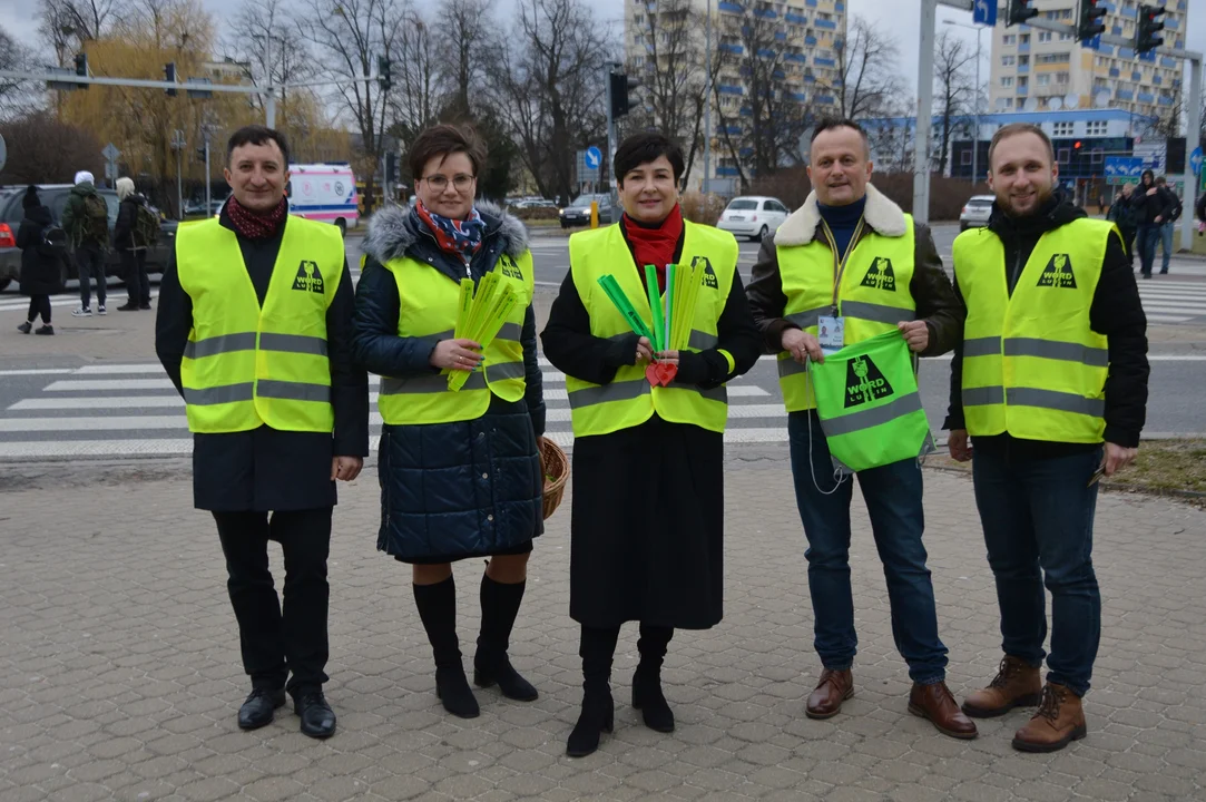 Zachęcali mieszkańców do noszenia odblasków (zdjęcia) - Zdjęcie główne