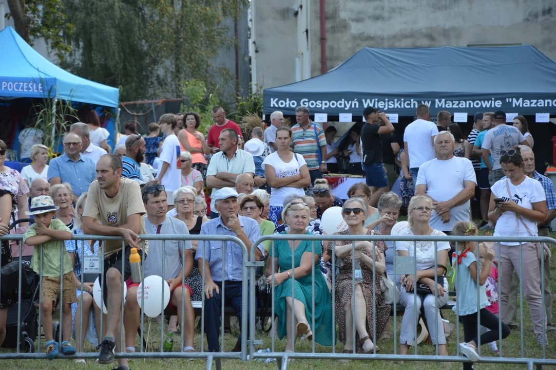 W niedzielę w Józefowie nad Wisłą odbyły się Dożynki Gminne