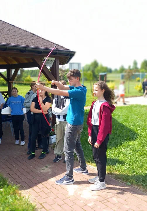 Młodzi pasjonaci zaprosili kolegów na piknik historyczny