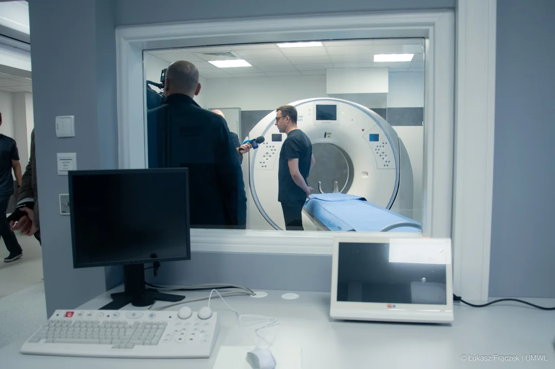 Lublin: Supernowoczesny tomograf zastąpił kilkunastoletni sprzęt. Jest w szpitalu przy al. Kraśnickiej