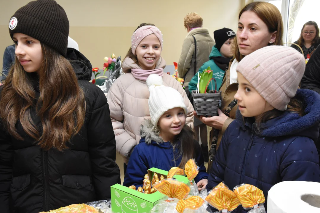 Piękne ozdoby wielkanocne na kiermaszu w Anielinie