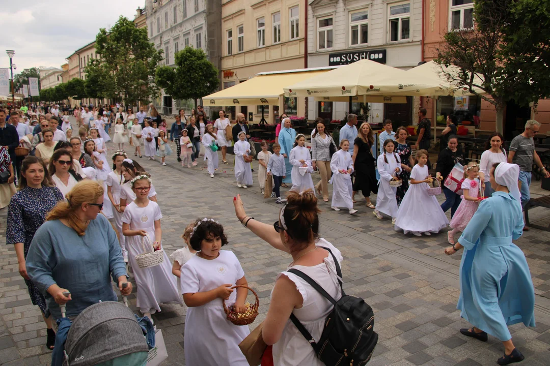 Procesja Bożego Ciała w archikatedrze lubelskiej