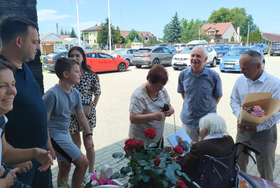 100 urodziny Pani Emilii Grudzień z Niedźwiadki