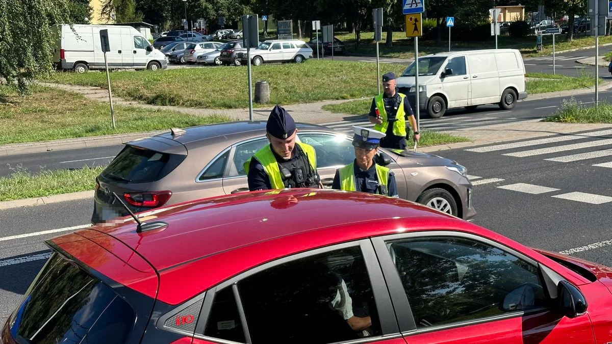 Województwo lubelskie: Policjanci skontrolowani blisko 18 tys. kierowców. Prawie 90 "na podwójnym gazie"