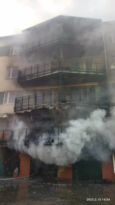 Lublin: Pożar bloku przy ul. Relaksowej. Nadzór Budowlany sprawdzi czy można tam mieszkać