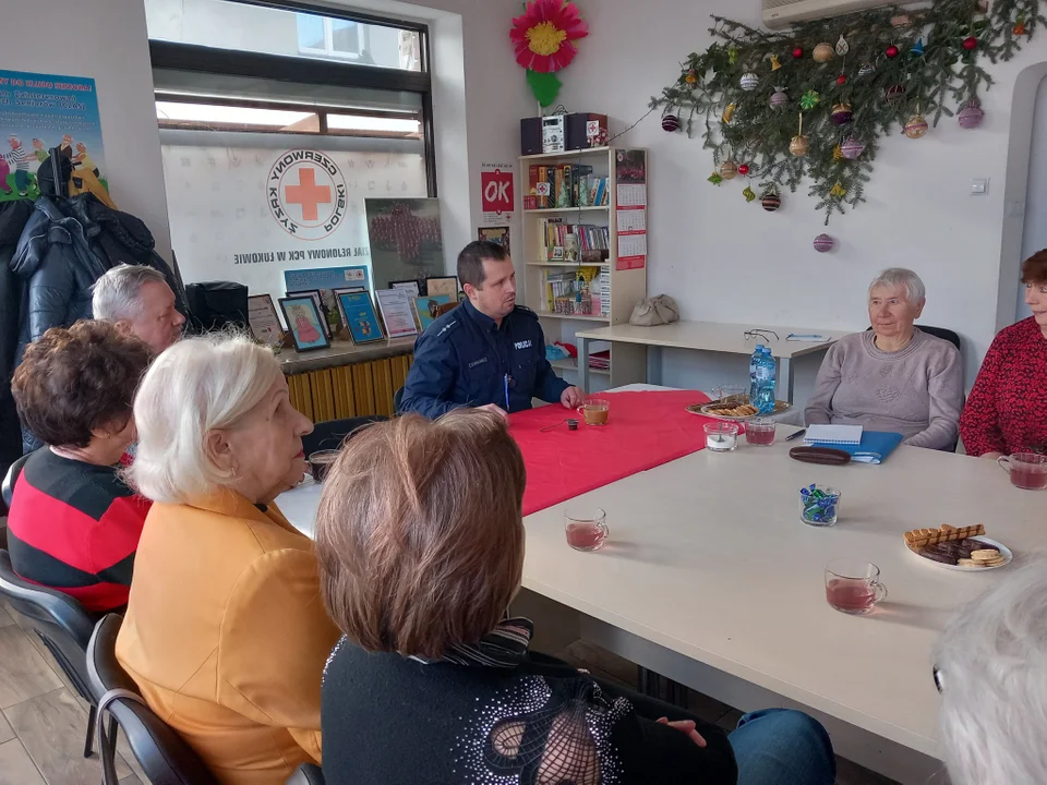 Klub Seniora PCK gościł policję