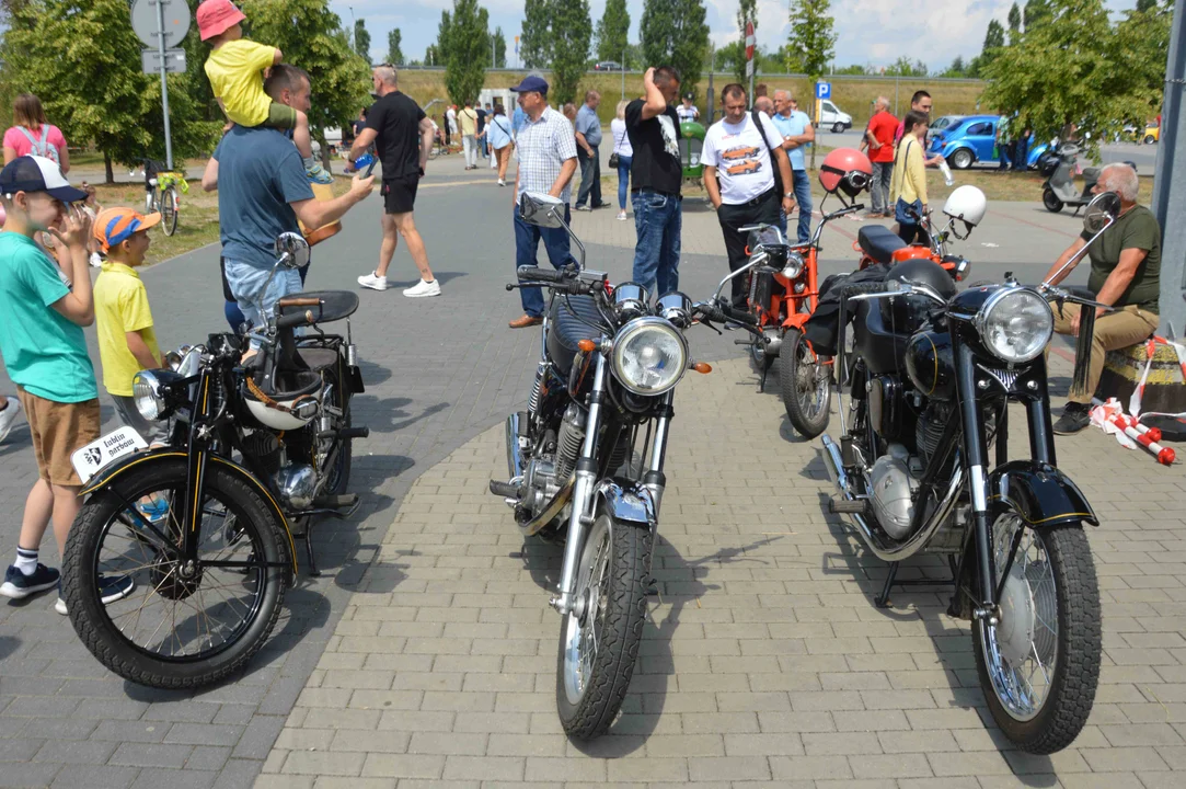 Spotkanie Klasycznej Motoryzacji w Puławach