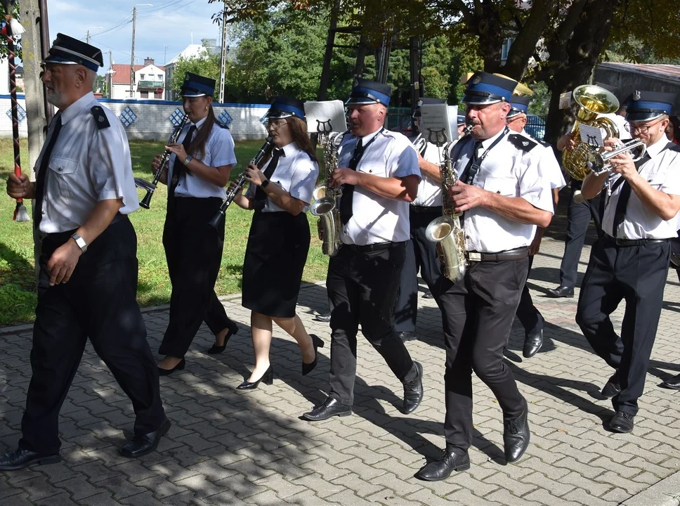 Łaskarzew: Atrakcje dla dzieci, loty helikopterem, a na scenie Don Vasyl Junior, Kamila Figielska i Malik Montana [Zdjęcia Cz. 1] - Zdjęcie główne