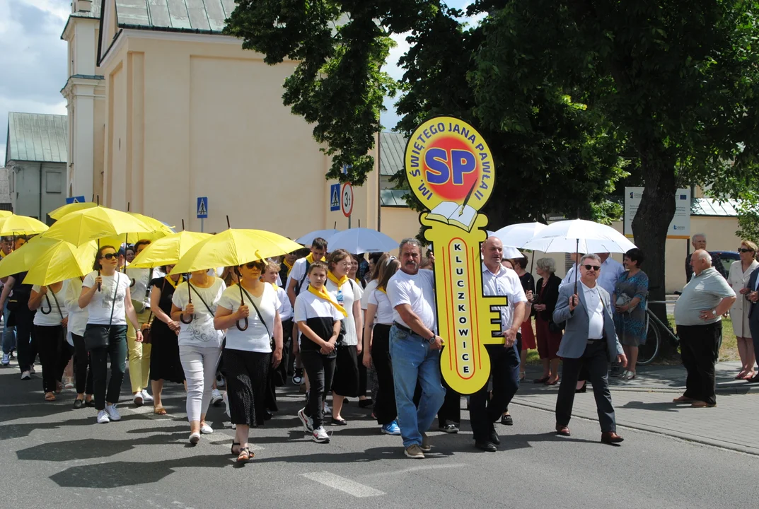 Jarmark Opolski rozpoczął się barwnym korowodem