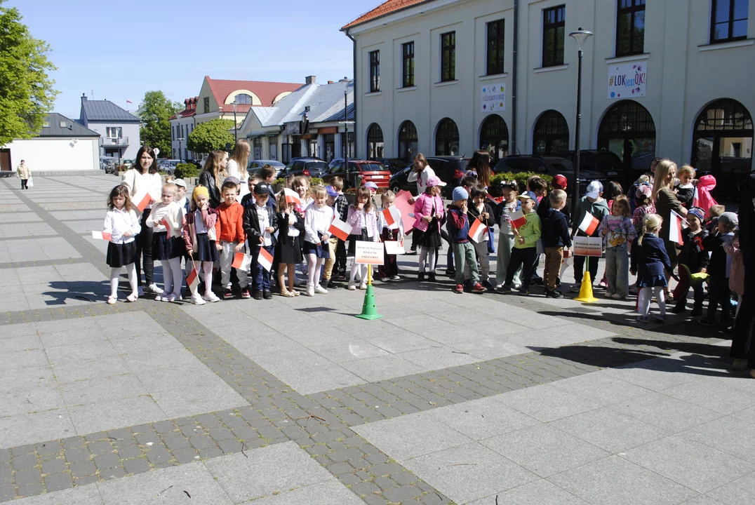 Święto Flagi z lubartowskimi przedszkolakami