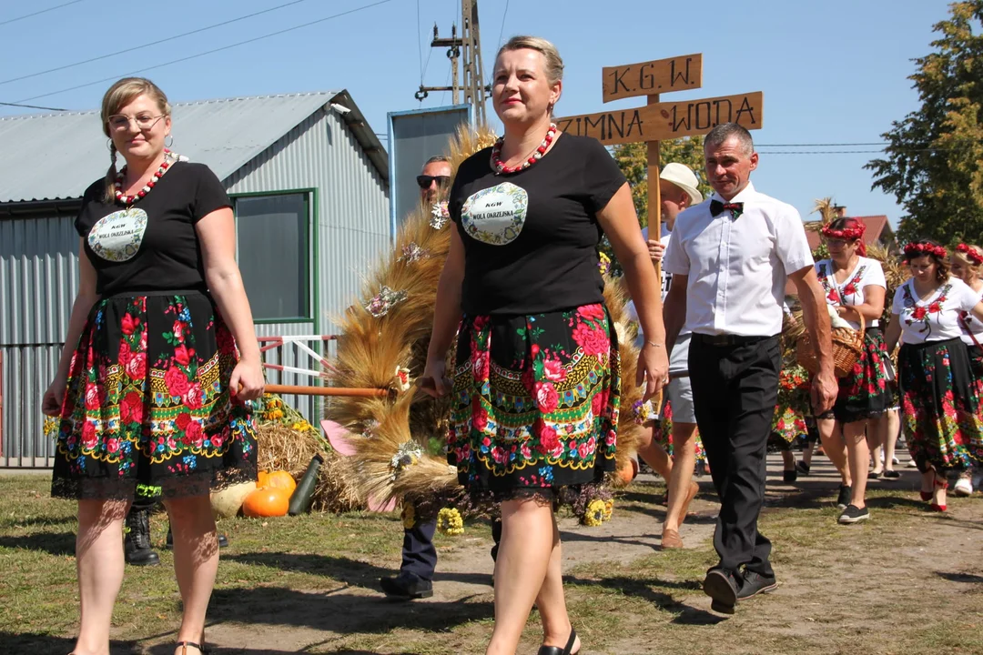 Tłumy na dożynkach w Krzywdzie. Wieńce, turniej sołectw i disco polo