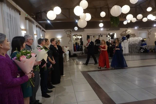 Sto dni do matury zaczyna się dziś! Wyjątkowa studniówka uczniów technikum w Opolu Lubelskim (foto, video) - cz. I - Zdjęcie główne