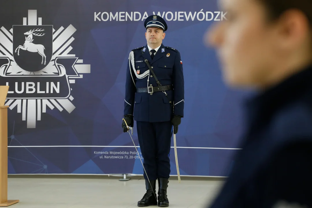 Nowi policjanci w lubelskim garnizonie. Złożyli już uroczyste ślubowanie
