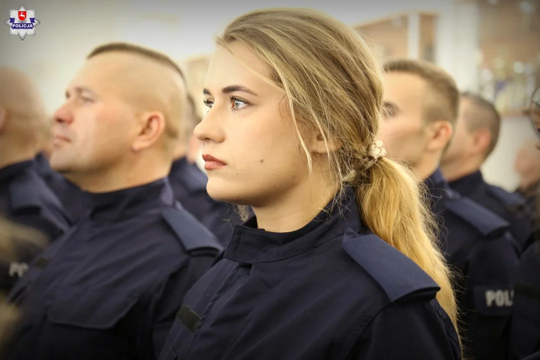 Nowi policjanci w lubelskiej policji. 70 osób złożyło ślubowanie