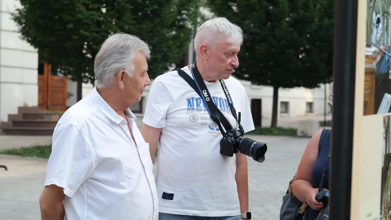 Wystawa fotografii polonijnych kościołów w centrum. To zasługa naukowców z Politechniki Lubelskiej