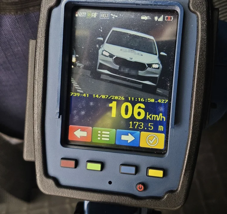 Lublin: Skontrolowali kilkaset aut. Wśród nich renault, który w ogóle nie powinien wyjechać na drogę