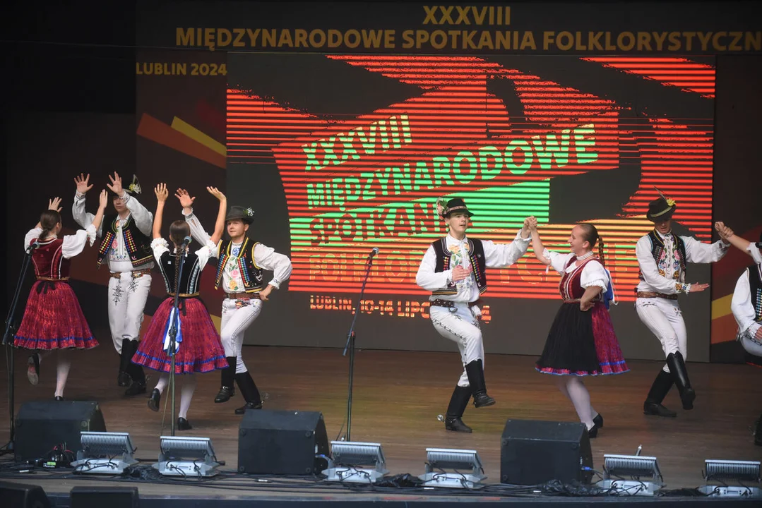 Międzynarodowy Festiwal Folklorystyczny. Upał nie odstraszył mieszkańców [ZDJĘCIA] - Zdjęcie główne