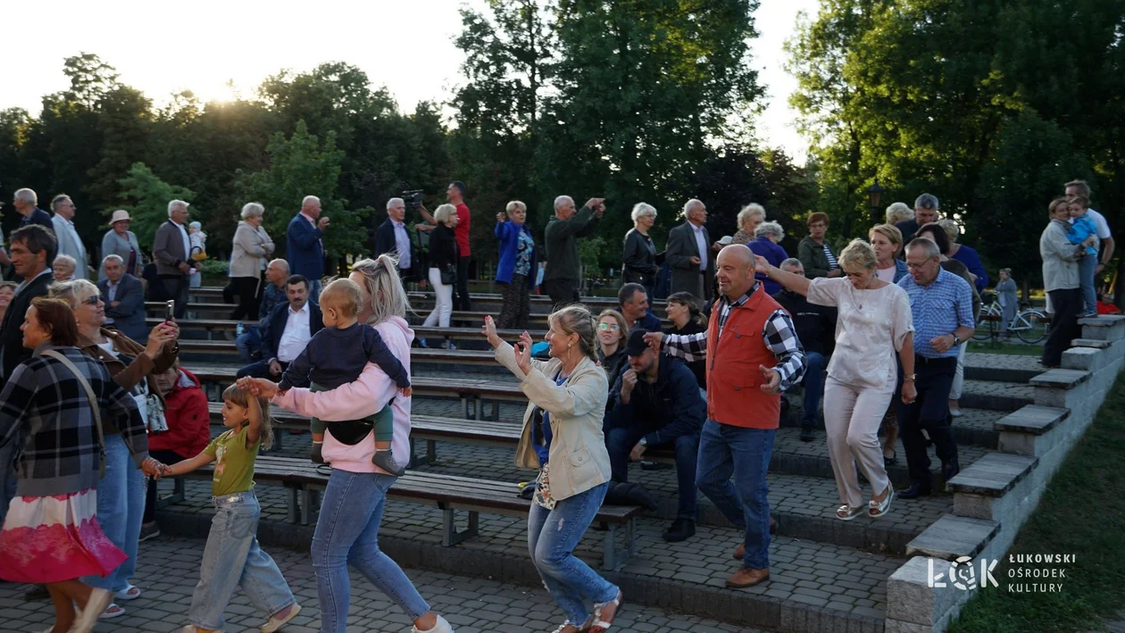 Letnia potańcówka w samym środku Łukowa