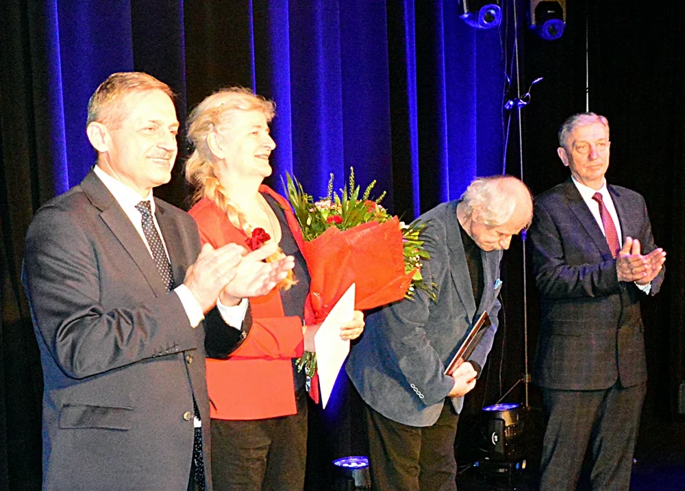 Jerzy Chromik odebrał tytuł Honorowego Obywatela miasta Radzyń Podlaski podczas 555. miasta i konferencji młodzieżowej popularno- naukowej ,,Wielka historia małego miasta” - Zdjęcie główne