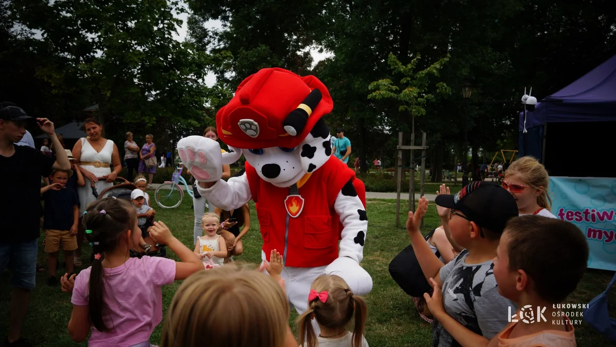 Festiwal Balonów, Baniek Mydlanych i Kolorów w Parku Miejskim w Łukowie