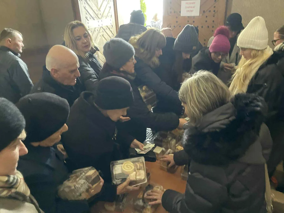 Kiermasz ciast - parafia Marii Magdaleny Biłgoraj