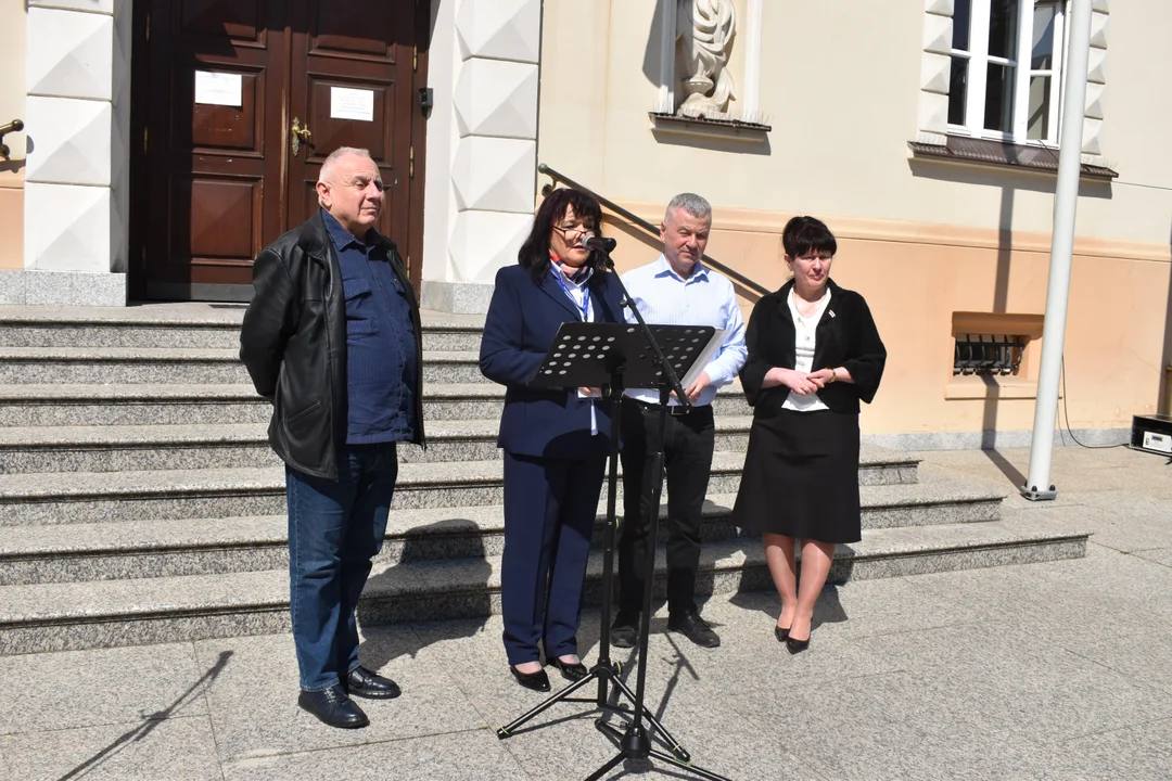 Manifestacja pracowników największego szpitala na Lubelszczyźnie