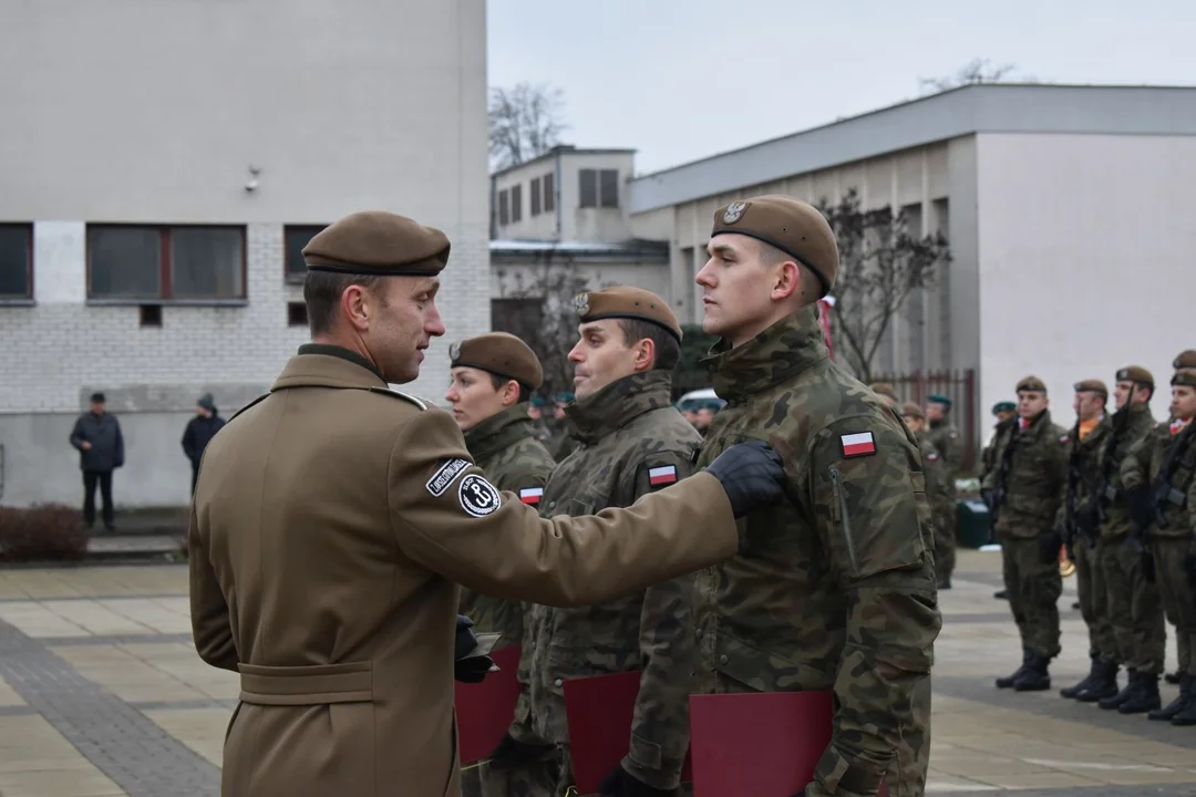 Przysięga żołnierzy WOT w Puławach