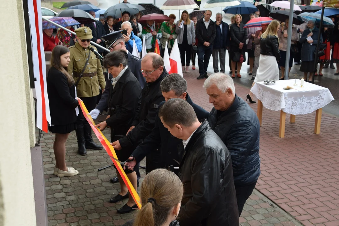 Uroczystości odsłonięcia tablicy pamiątkowej w Baranowie