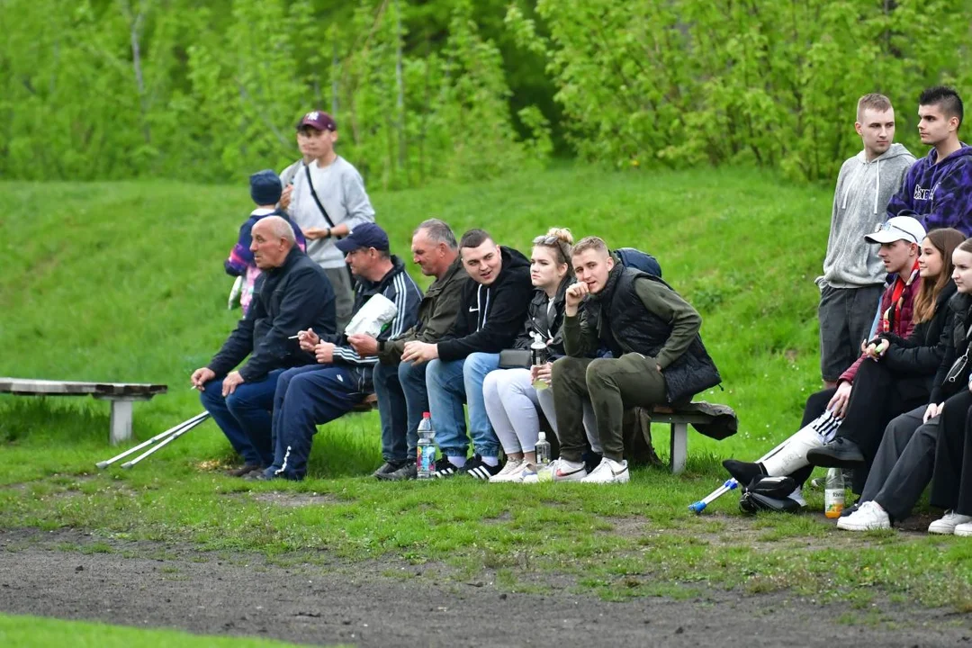 Kibice na meczu Agrosportu z LZS-em (zdjęcia) - Zdjęcie główne