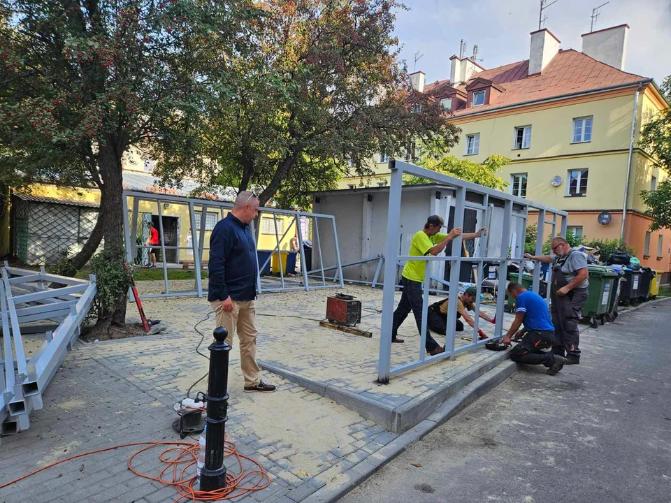 To pierwsza taka inwestycja na Starym Mieście. Jej koszt to kilkadziesiąt tys. zł - Zdjęcie główne