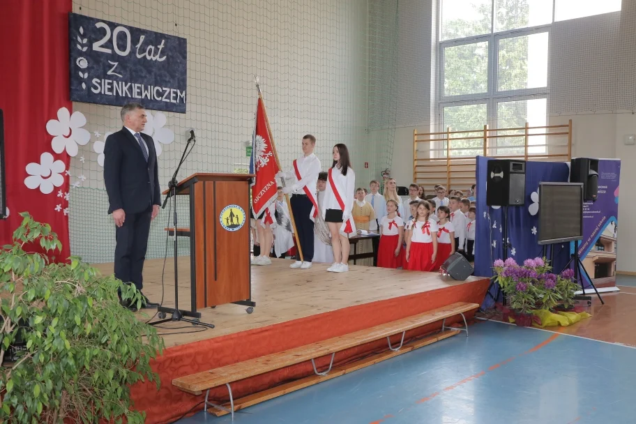 20-lecie nadania imienia SP w Końskowoli