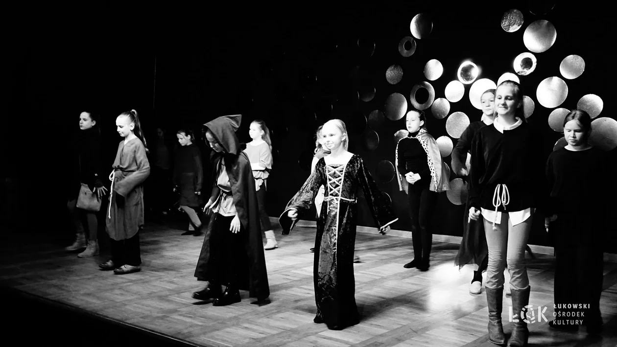 Koncert taneczny „Witajcie w naszej bajce” w wykonaniu ŁOK Dance Factory