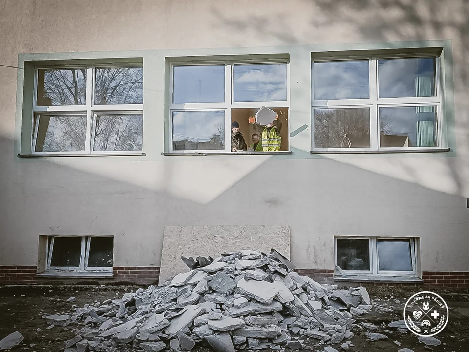 Lubelscy terytorialsi wciąż pomagają na Dolny Śląsku. Usuwają skutki powodzi