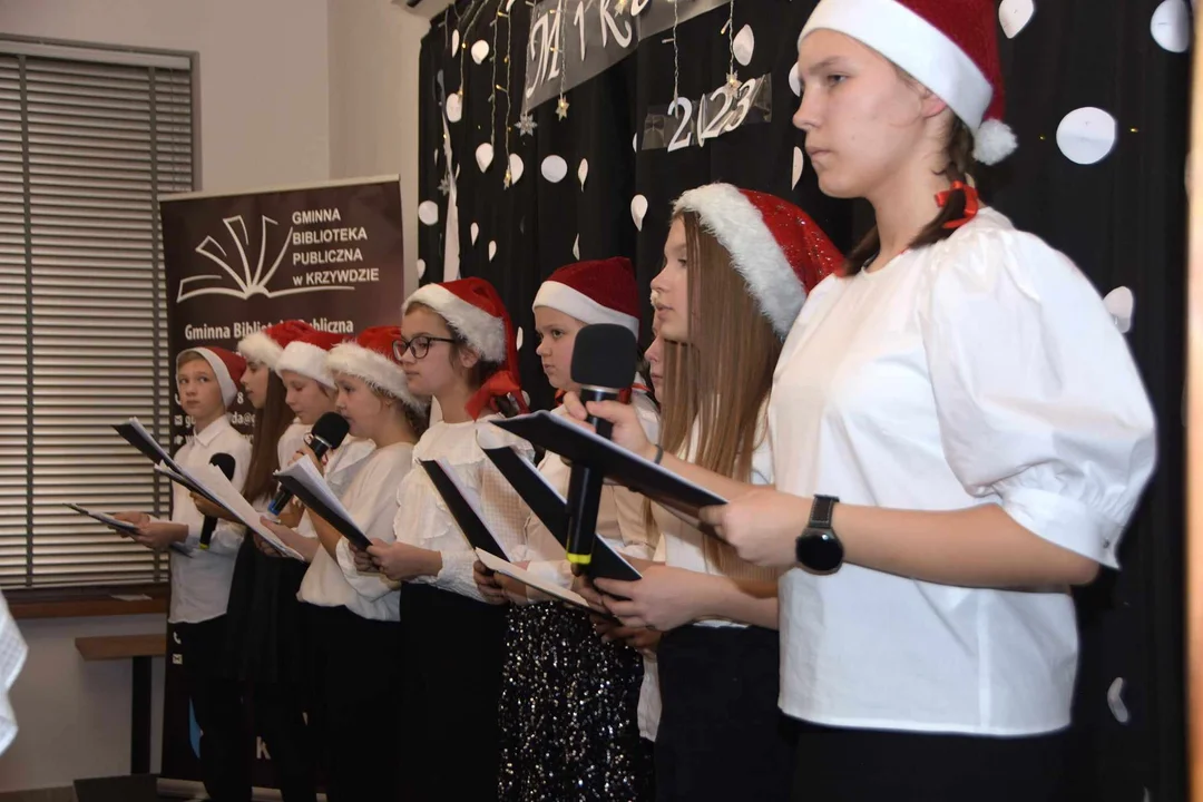 Mikołajki dla dorosłych w Bibliotece w Krzywdzie