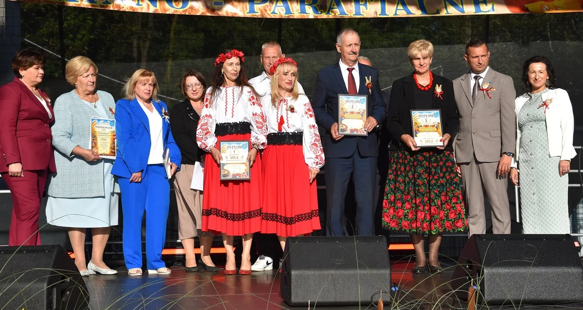 Krzywda: O godzinie 17.30 na scenie pojawiła się gwiazda wydarzenia, a więc zespół MIG [Zdjęcia Cz. 2] - Zdjęcie główne