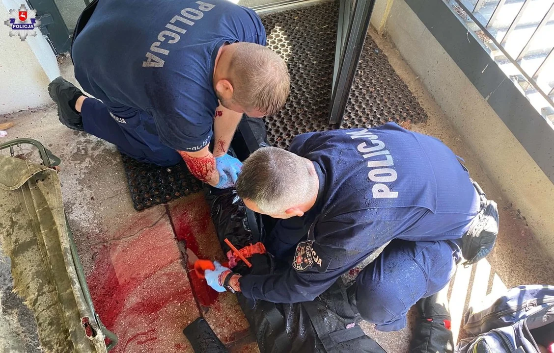 Gotowi do ratowania życia: resuscytacja, ewakuacja i presja czasu na kursie lubelskich policjantów
