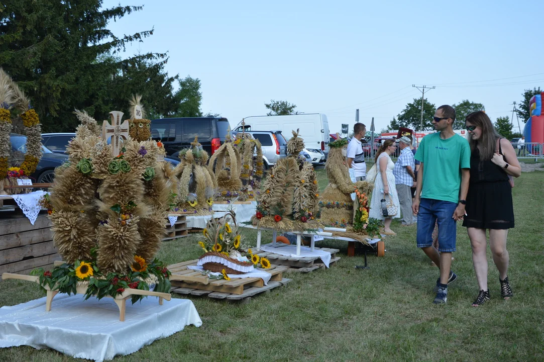 W niedzielę w Józefowie nad Wisłą odbyły się Dożynki Gminne