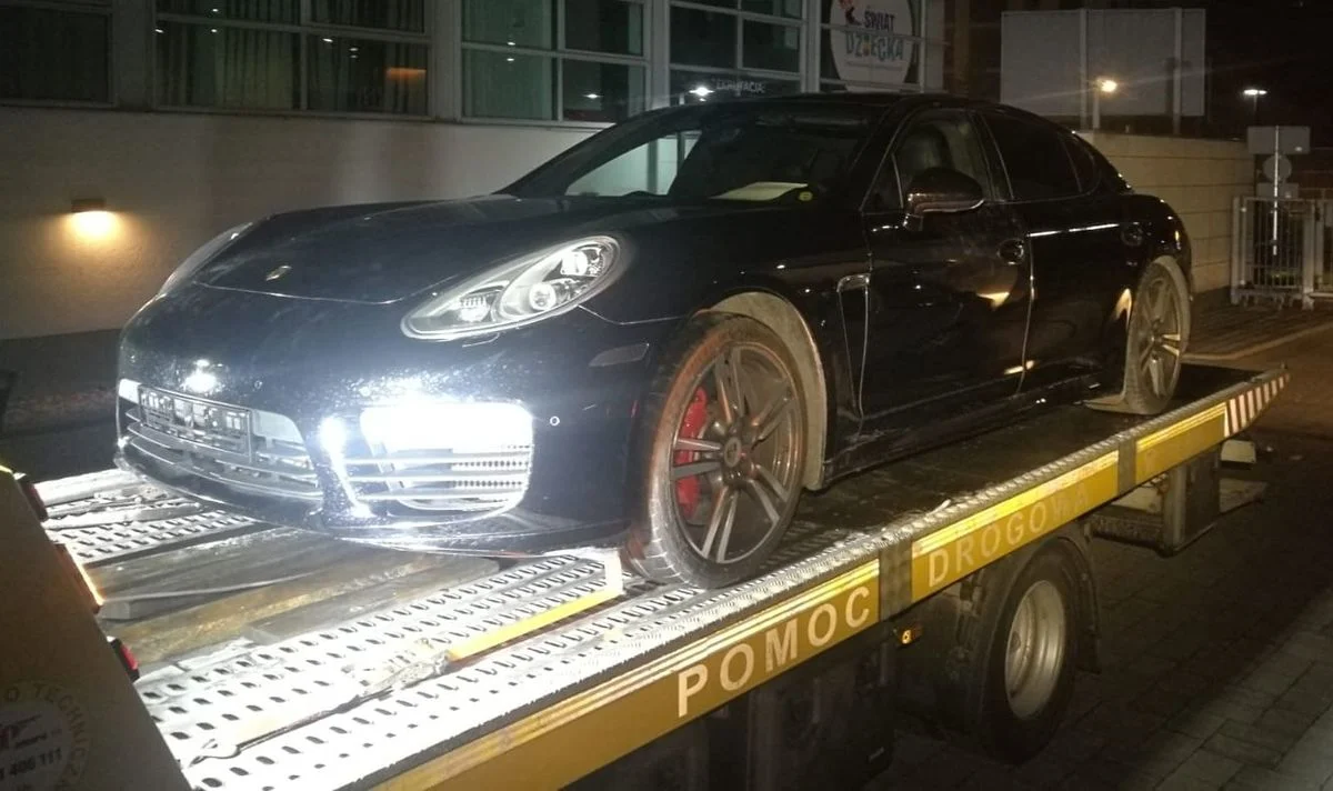 Lublin: Odpowie za kradzież drogiego porsche. Samochód znalazł się w Warszawie - Zdjęcie główne