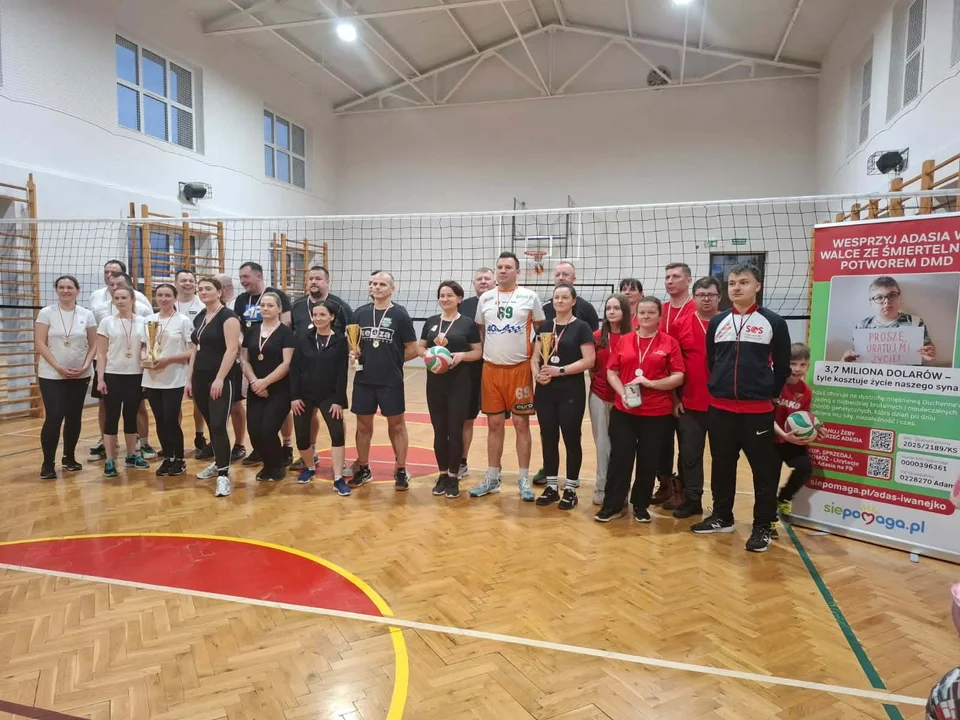 Turniej charytatywny- SP w Rudnie