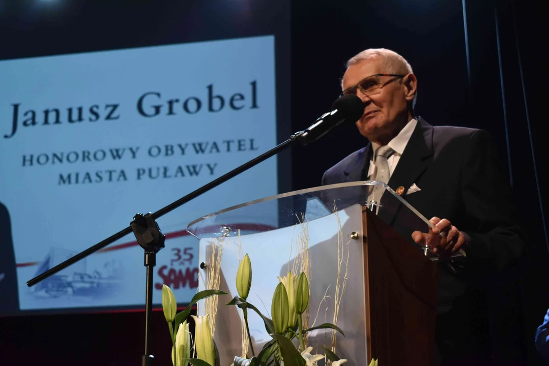 Odznaczenia na 35-lecie Samorządu Terytorialnego w Puławach