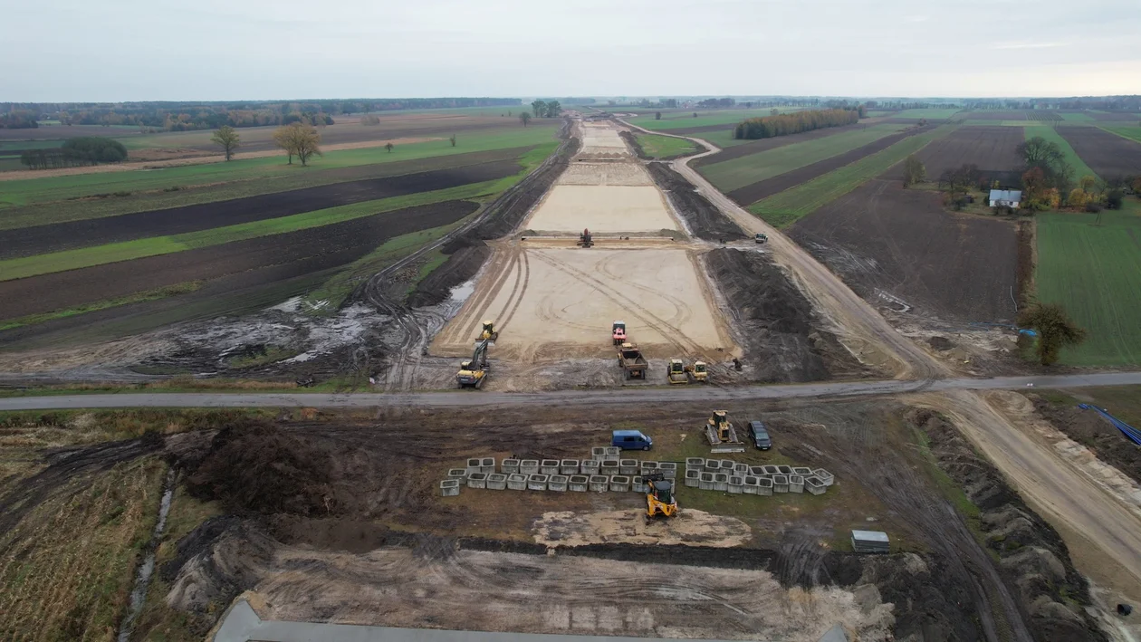 Trwają intensywne prace nad autostradą A2